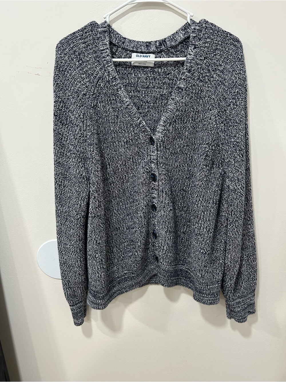 Old Navy Women's Black & Gray Marled Button V-Neck Cardigan